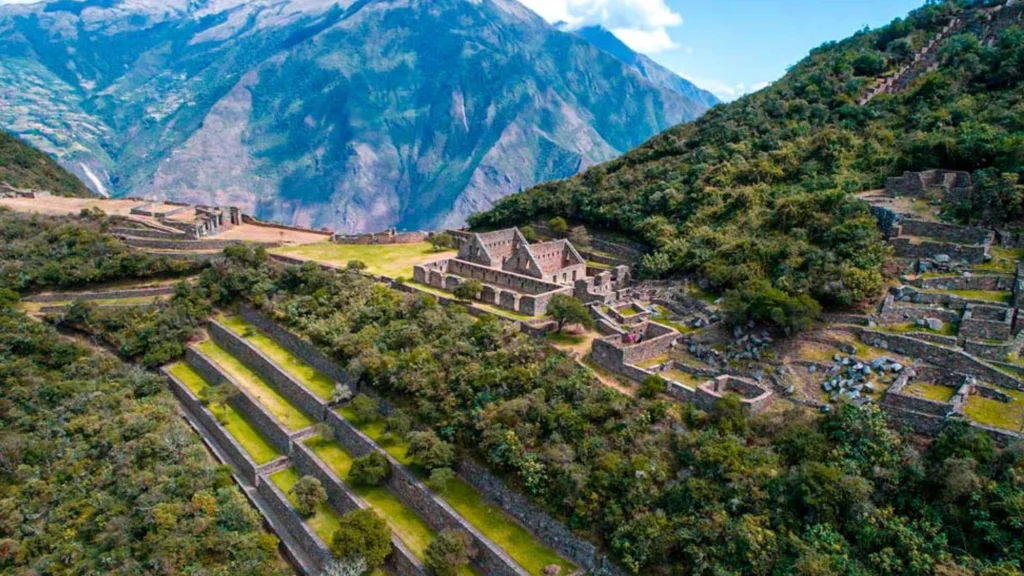 Huchuy Qosqo Trek to Machu Picchu – 3 Days